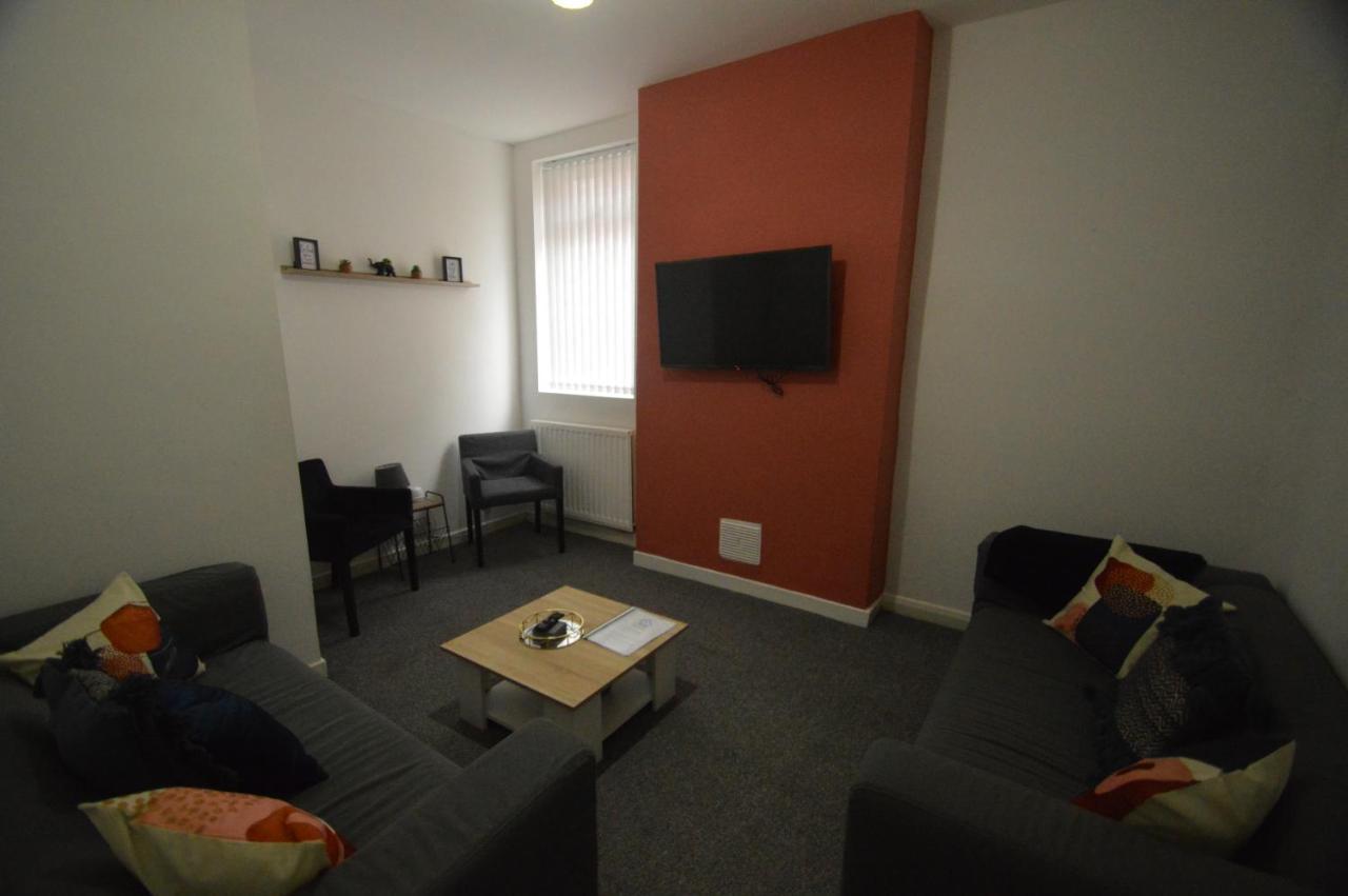 Spacious And Homely 2 Bedroom Flat - Suitelivin Gateshead Ngoại thất bức ảnh